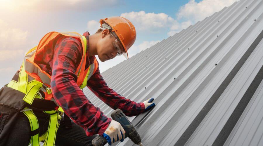 Professional Emergency Roof Repairs services in Kaibeto, AZ